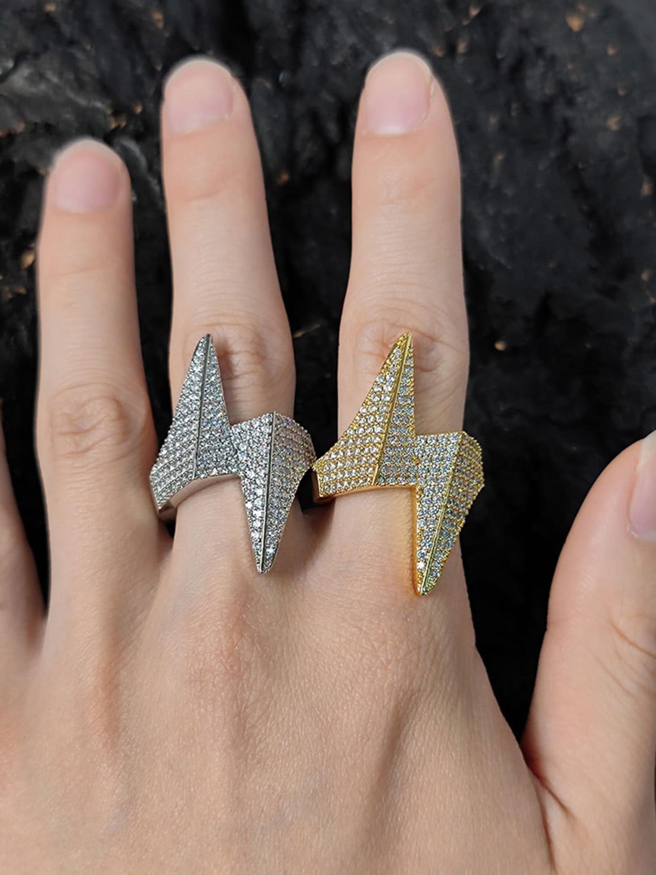 Thesupermade Lightning-shaped Zirconia Ring 