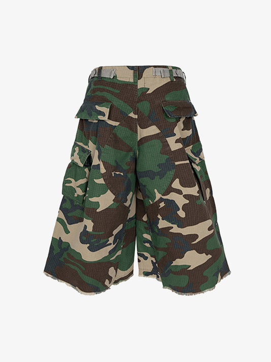 Camouflage Buckle Waist Cropped Cargo Shorts - 2412 