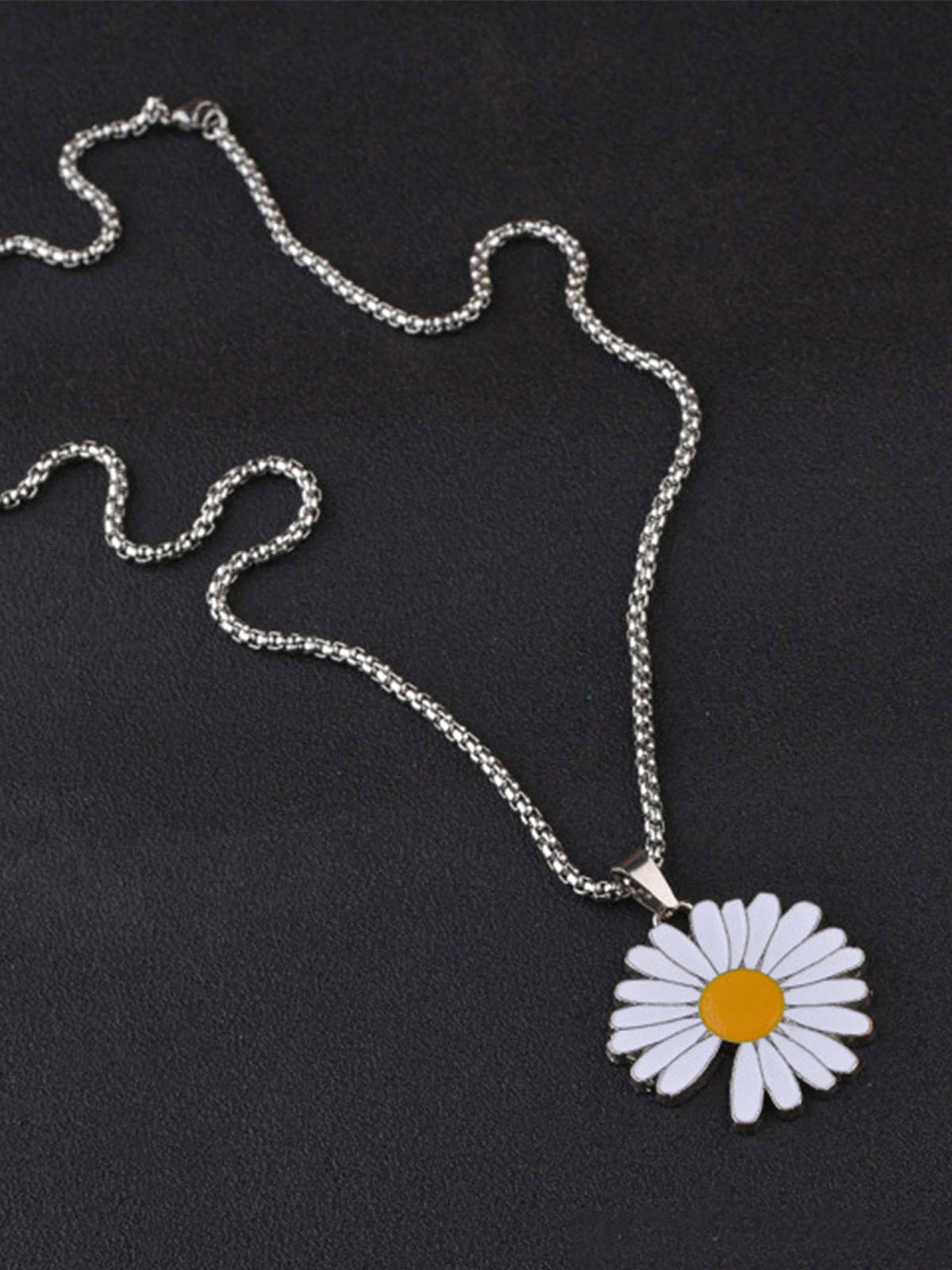 Thesupermade Daisy Hip Hop Necklace 