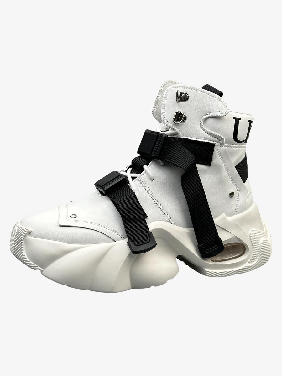 Dual-Strap Stealth Runner Boots 