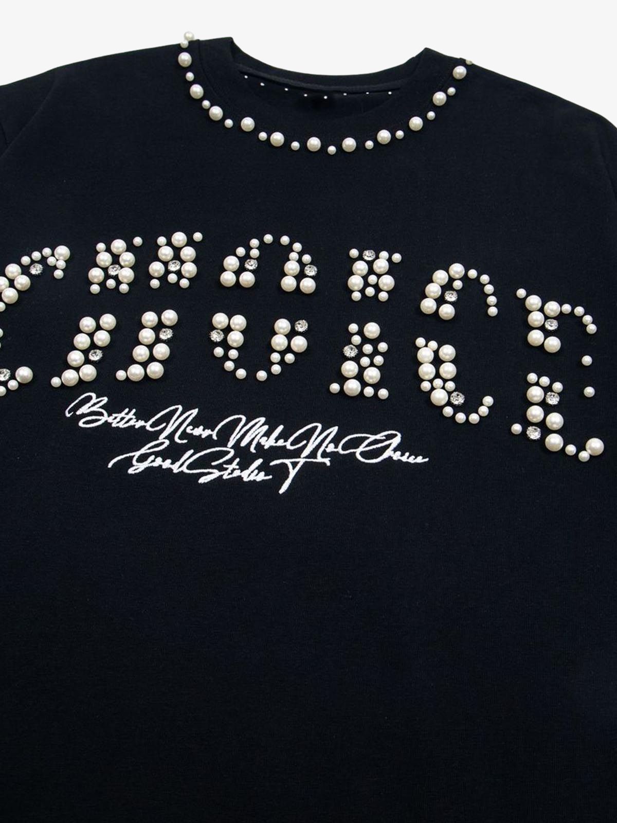 Elegant Pearl-Embellished Oversized T-Shirt 