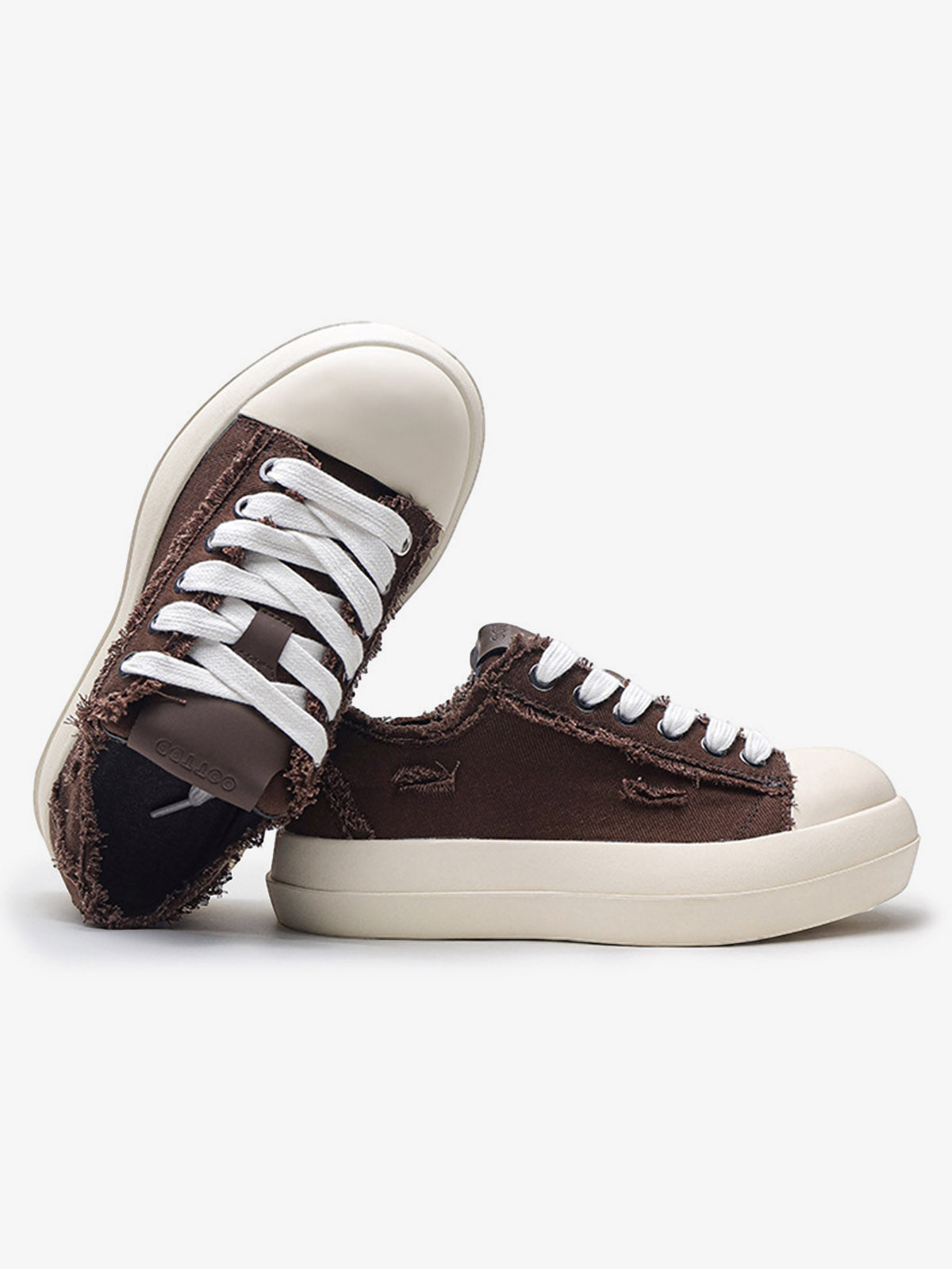 Street Beard Split Hole Sneakers 