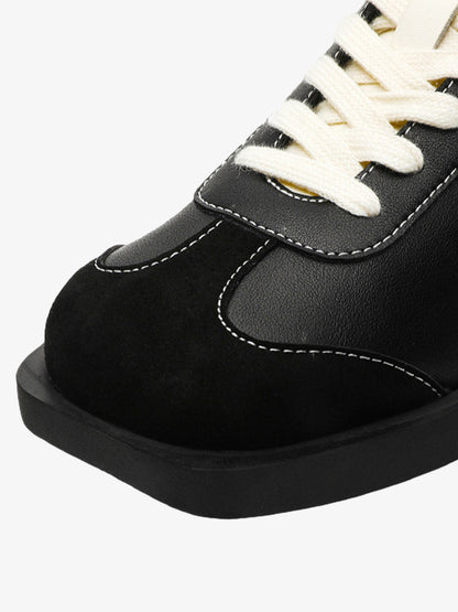 Classic Black Fluid Lines Leather Sneakers 