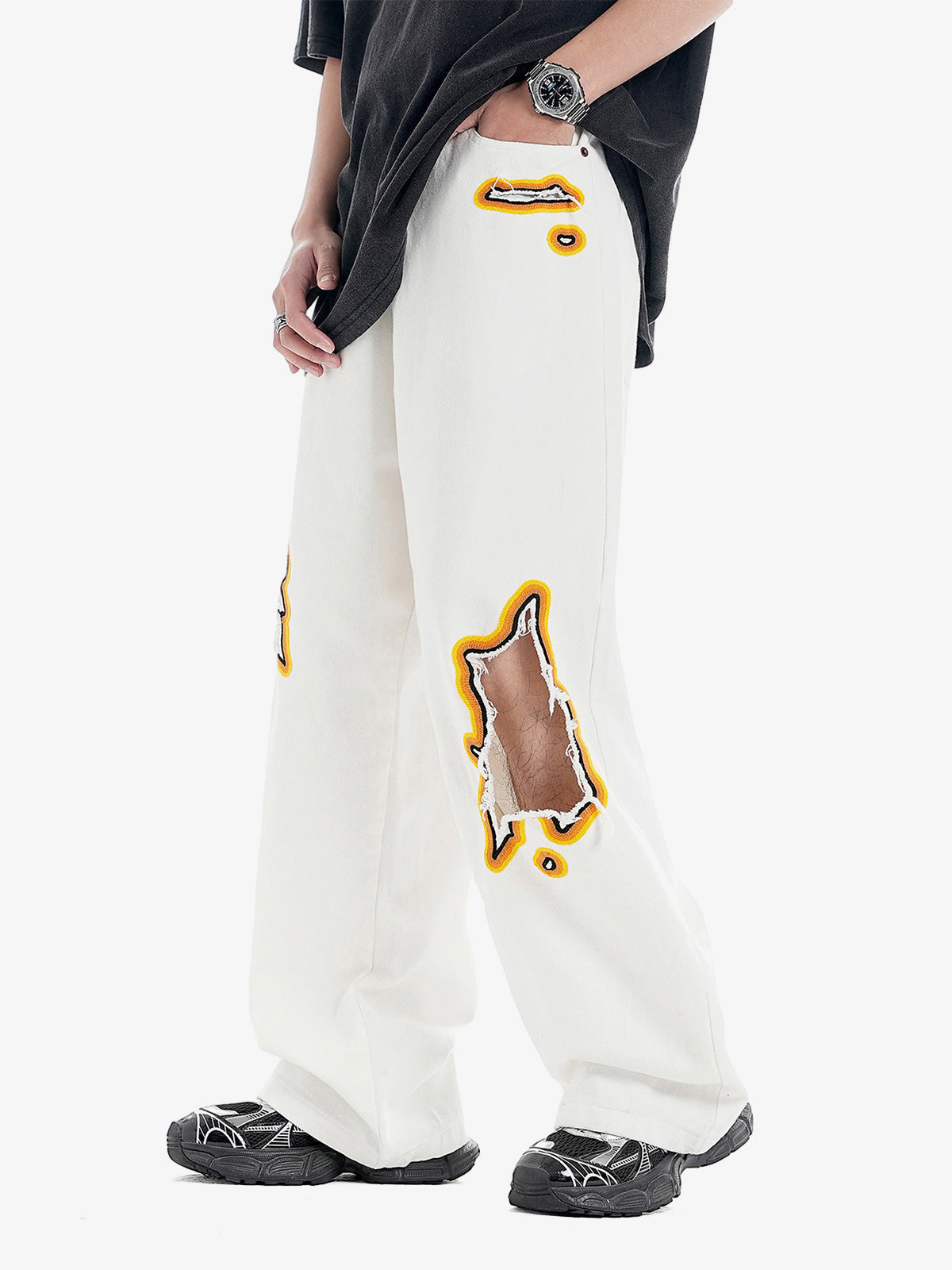 Street Flame Towel Embroidered Jeans 