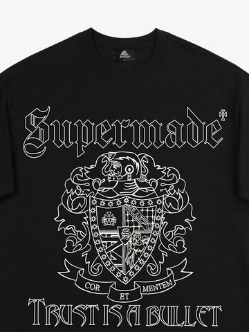 Original Gothic Letter Family Shield Badge Print T-Shirt 