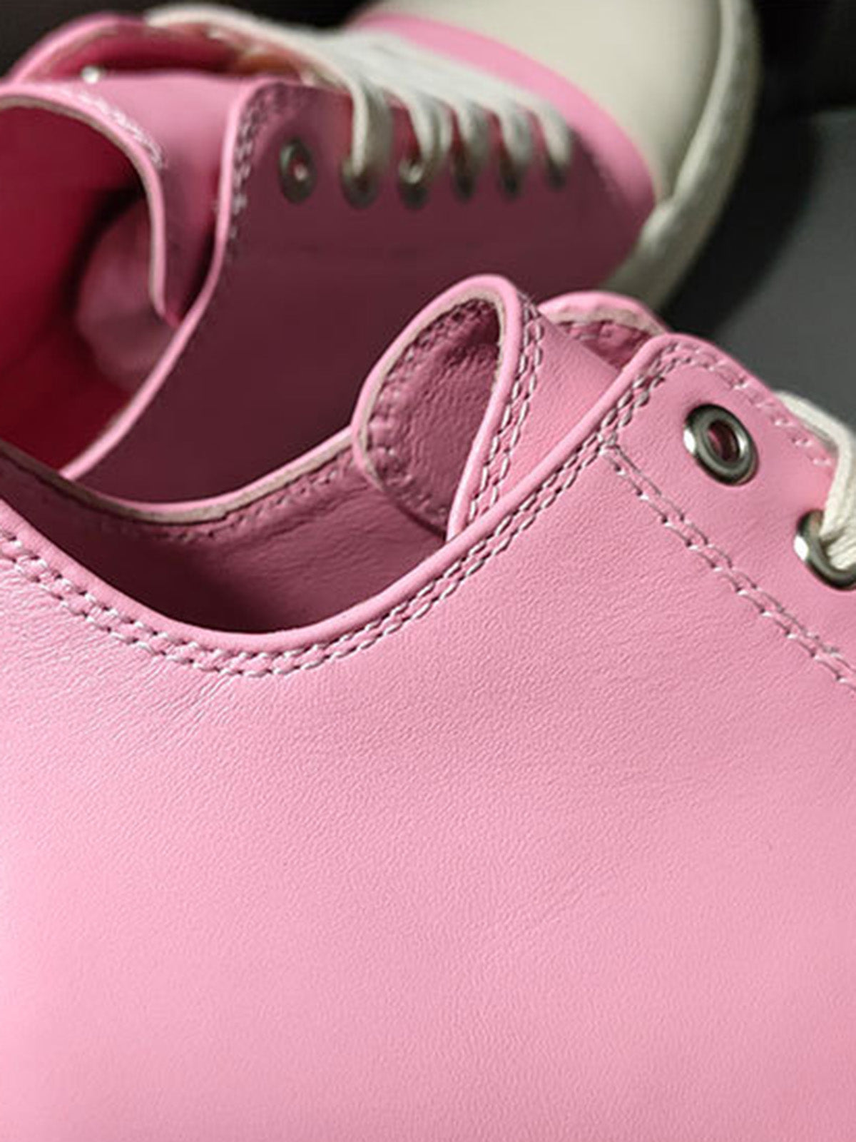 Street Pink Leather Low-Top Sneakers 