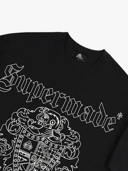 Original Gothic Letter Family Shield Badge Print T-Shirt 