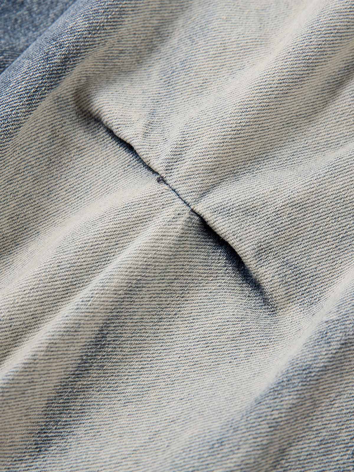 Distressed Washed Pleated Jeans 