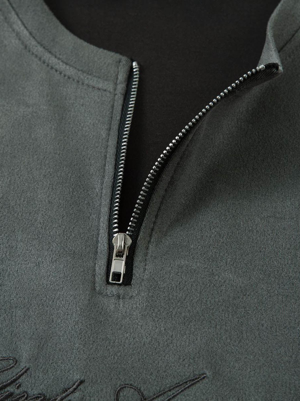 Retro Quarter Zip Up Suede Embroidered T-shirt 