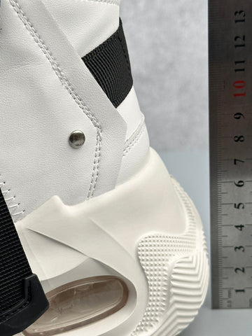 Dual-Strap Stealth Runner Boots 