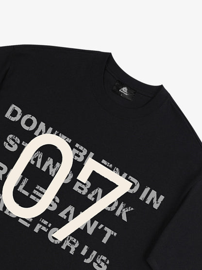 Distressed NO.7 Graphic T-Shirt 
