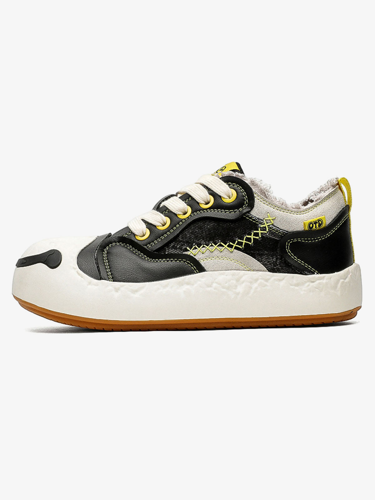 Fun Big Toe Leather Spliced Sneakers 
