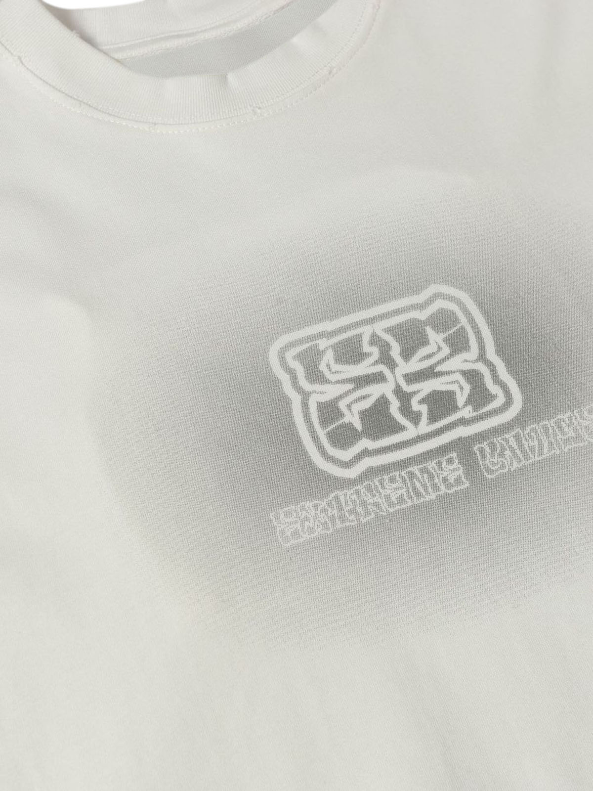 Washed  Patch Embroidery T-shirt 