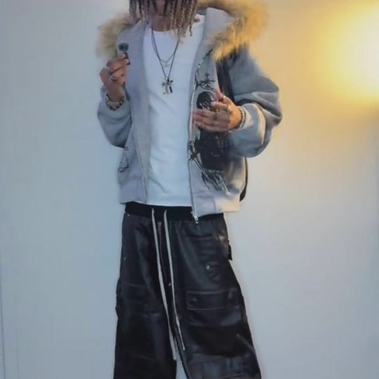 Baggy-Jeans mit Flammenstickerei - 2456