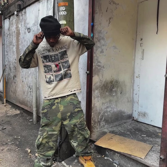 Zweiteiliges T-Shirt mit Grafik im Used-Look und Camouflage-Optik – 2420