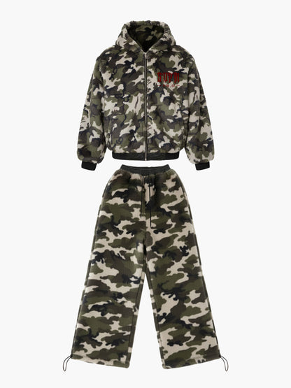SUPM Letter Embroidery Camouflage Faux Fur Quilted Set 