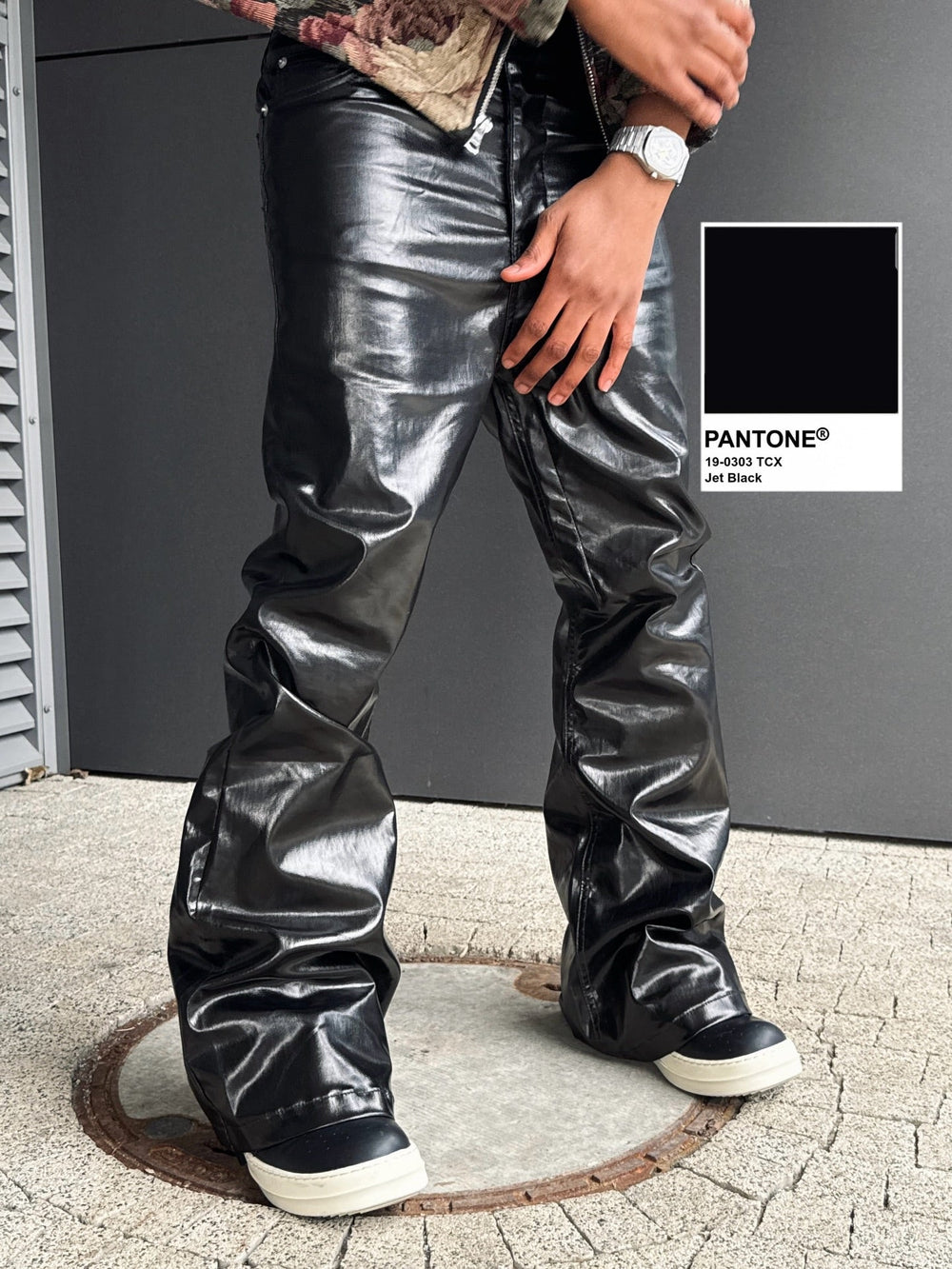 Thesupermade Glossy Patent Leather Flare Pants - 2396 