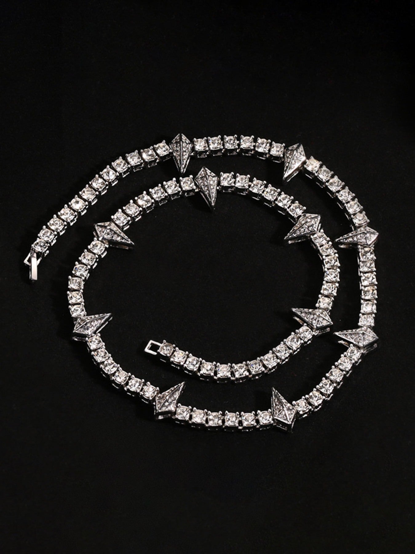 The Supermade Hip Hop Collarbone Chain Necklace