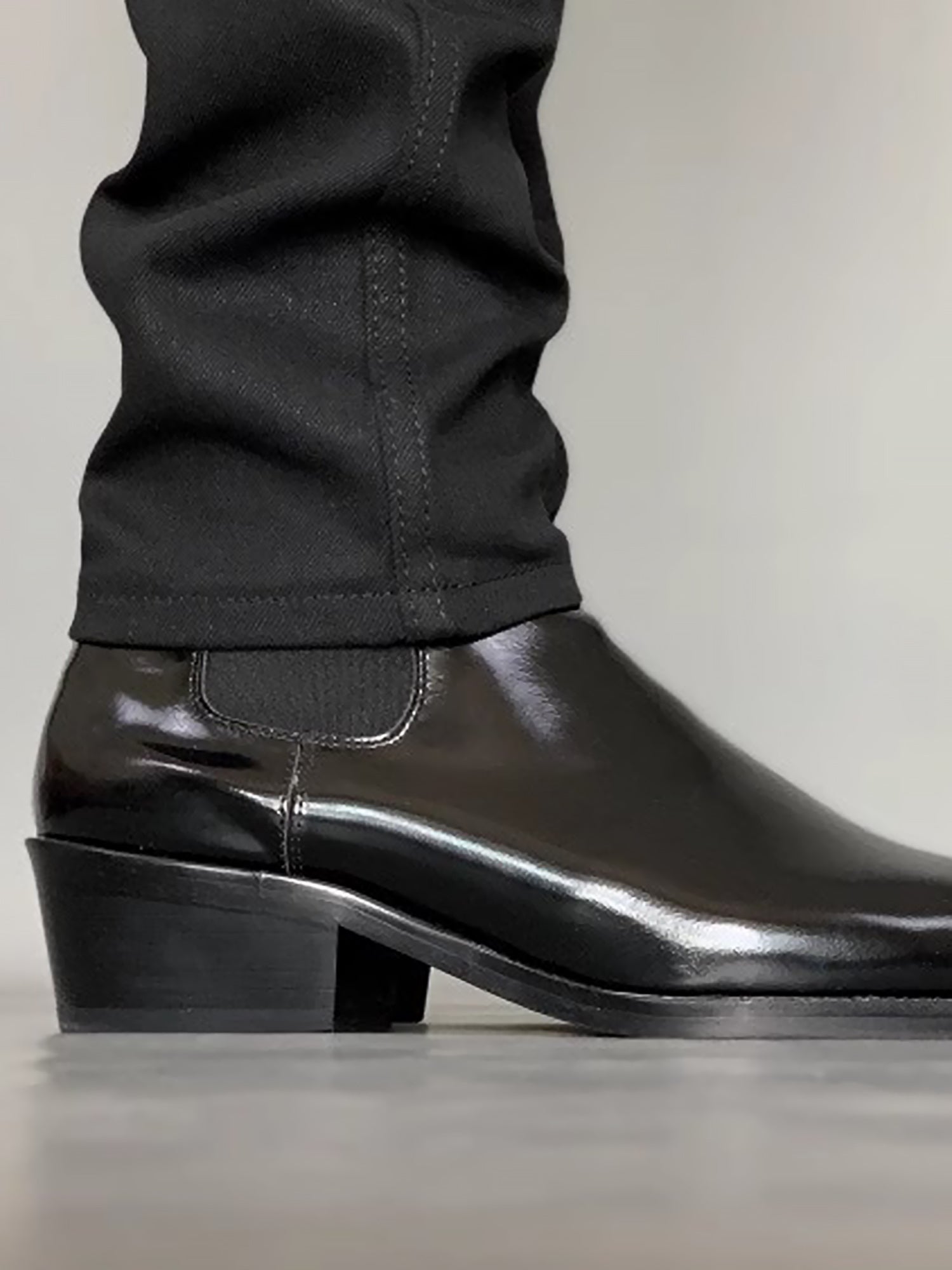 Trendy Square Toe Iron Toe Shiny British Chelsea Boots