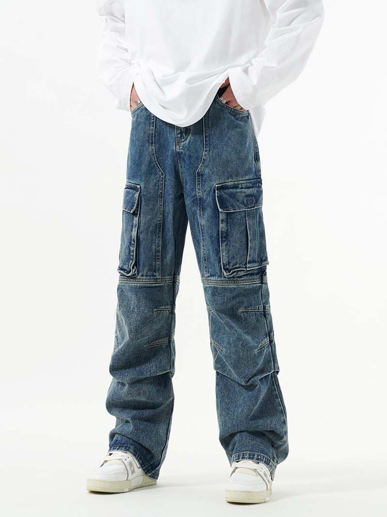 The Supermade Washed And Distressed Multi-pocket Jeans - 1698