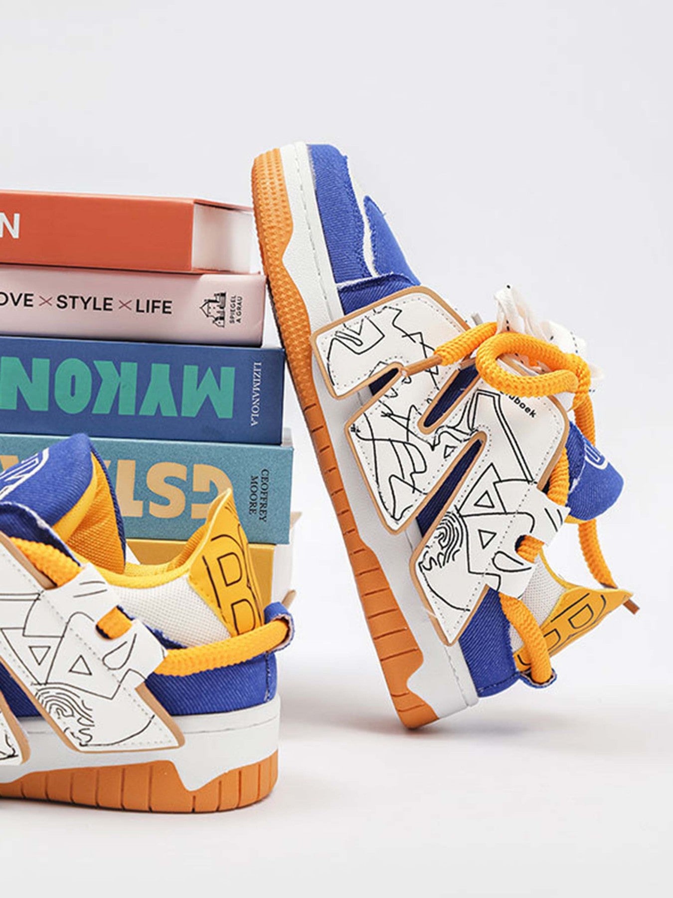 The Supermade Versatile Lightweight Soft-soled Board Shoes