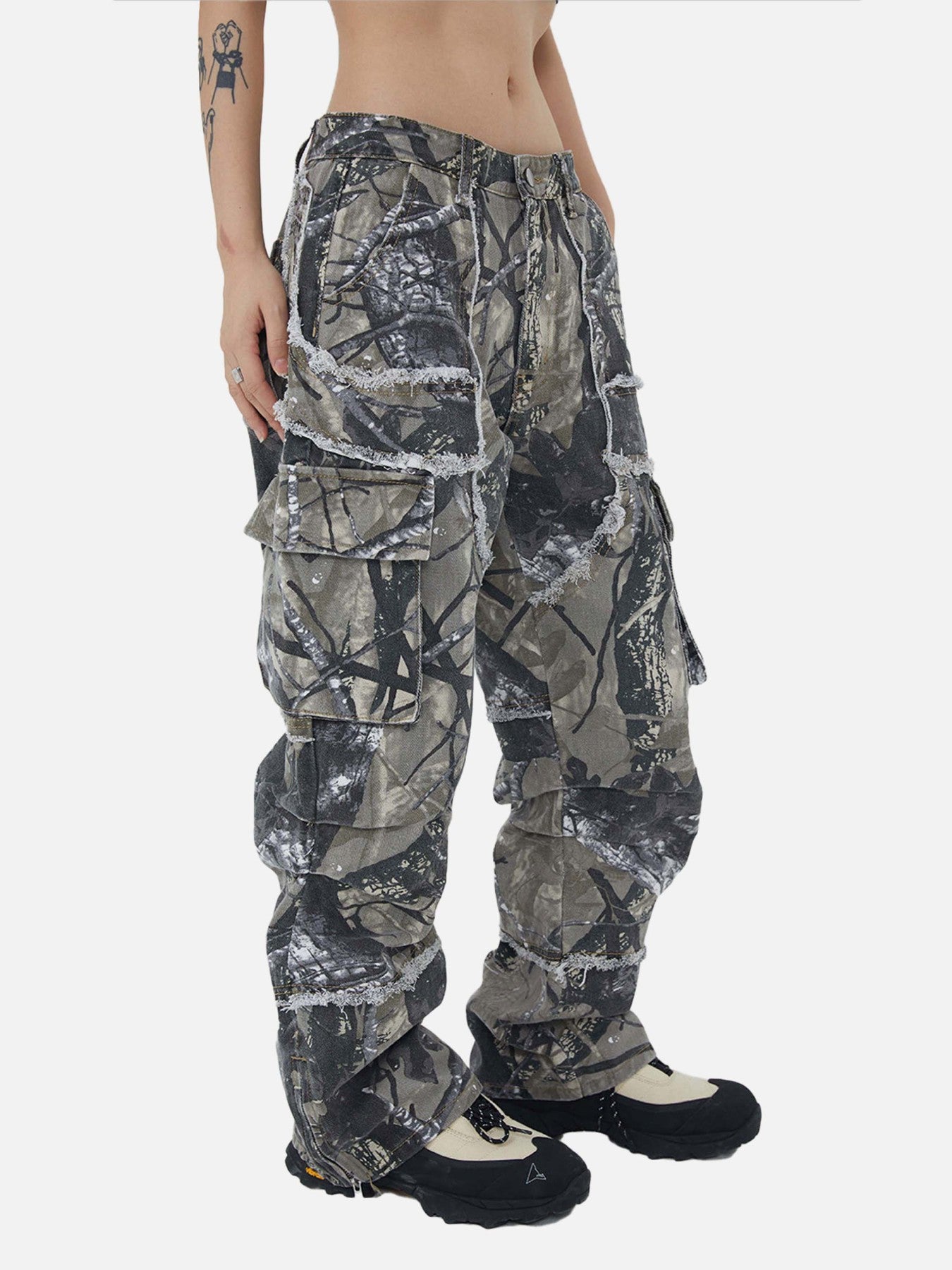 Thesupermade Jungle Camouflage Leaf Loose Fit Straight Leg Pants