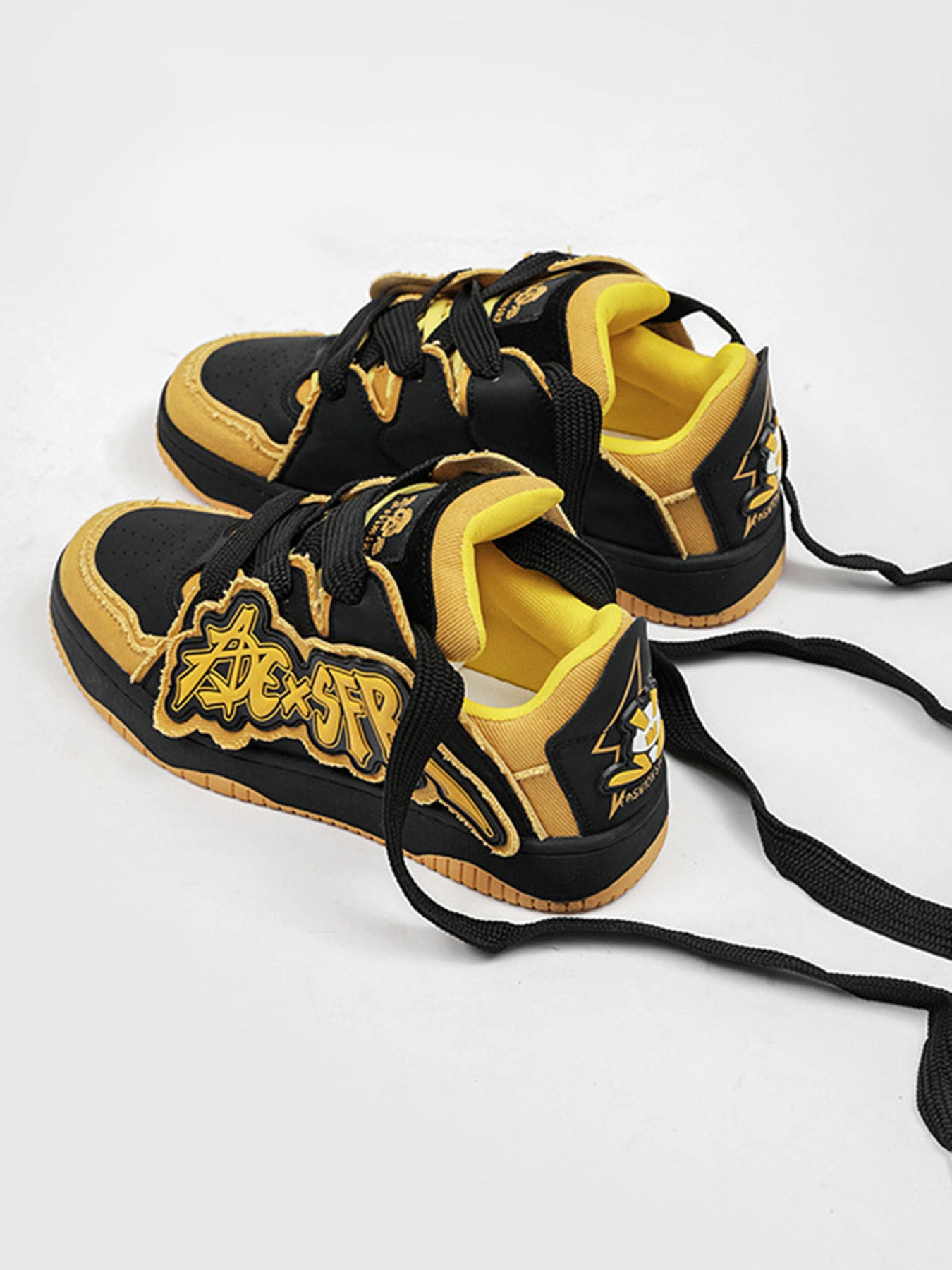 The Supermade High Street Thick Bottom Board Shoes Couple Models