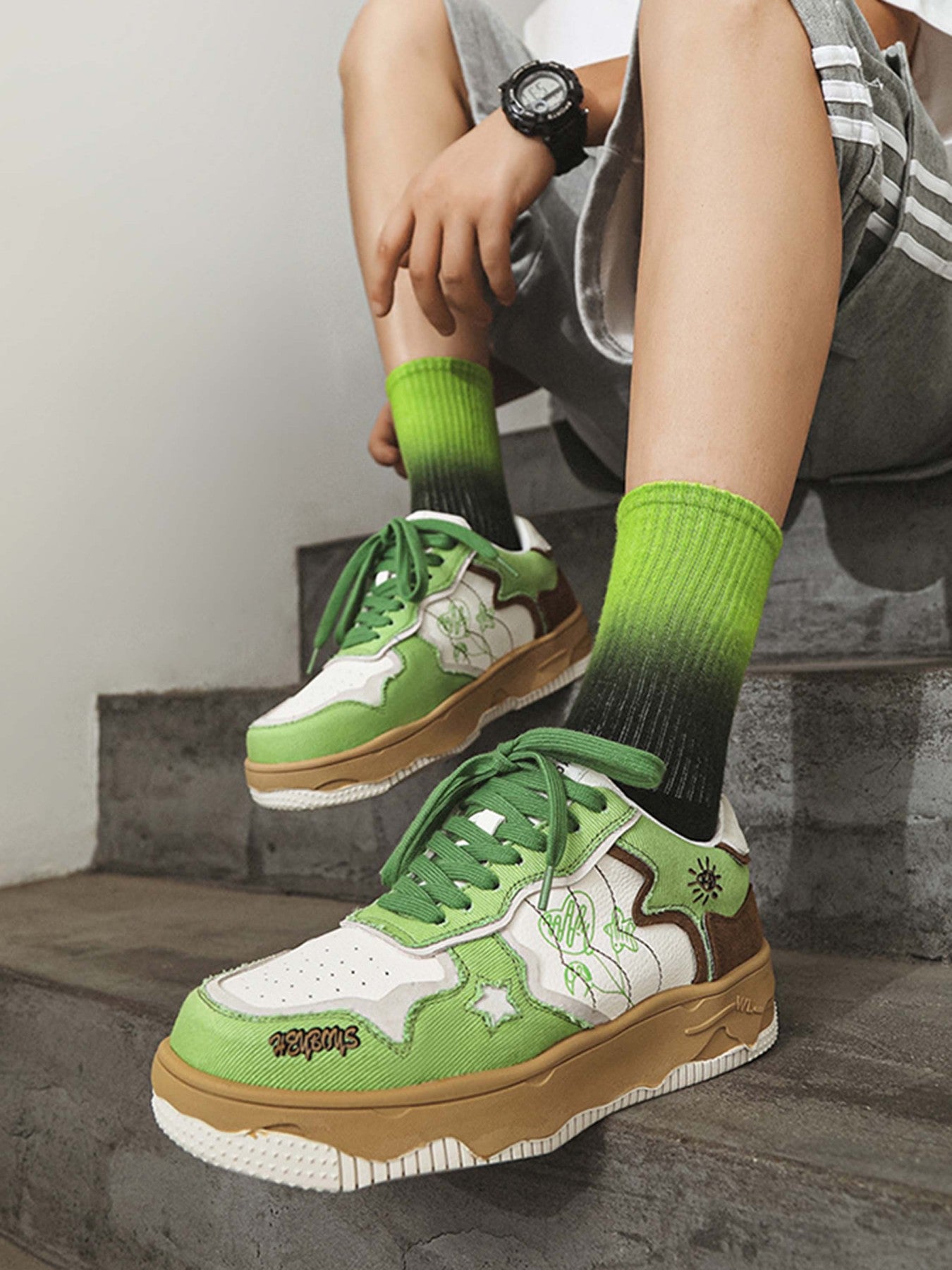 The Supermade Casual Sports Thick-soled Board Shoes