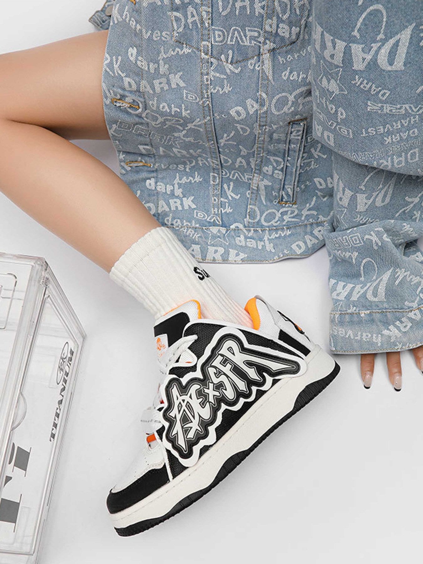 The Supermade High Street Thick Bottom Board Shoes Couple Models